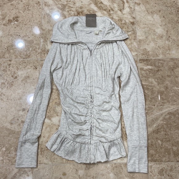 Anthropologie Eloise Ruched Zip Up Blouse. Grey. Size small. NWT - Picture 2 of 10